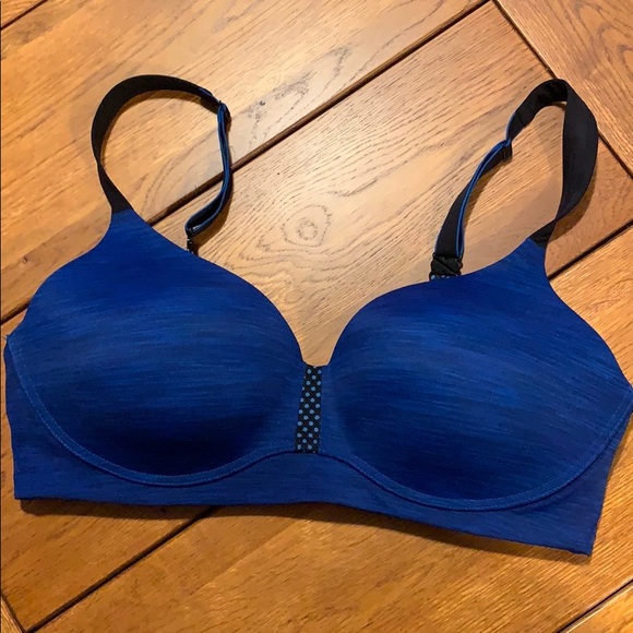 Maidenform Other - Maidenform 36C Black and Blue Bra. New no tags!